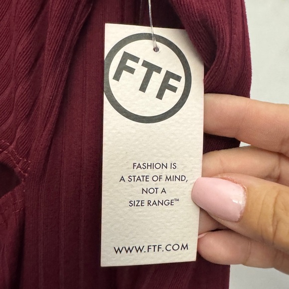 Fashion to Figure Long Sleeve Knot Tunic Dress Burgundy - Picture 6 of 8